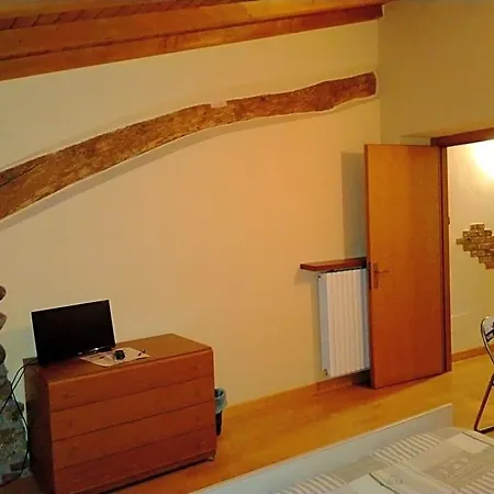 Bed and Breakfast Aurora